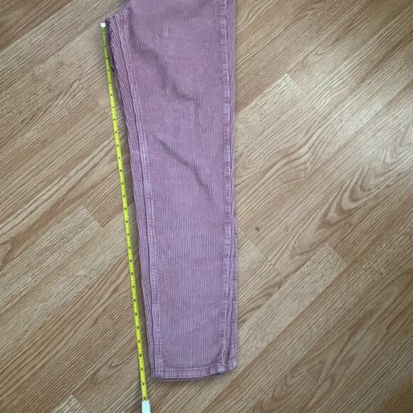 BDG Mom High Rise Pink Corduroy Tapered Leg Pants Size 25 NWOT - Picture 12 of 13